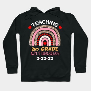 teaching 2nd grade on twosday 2222022 Hoodie